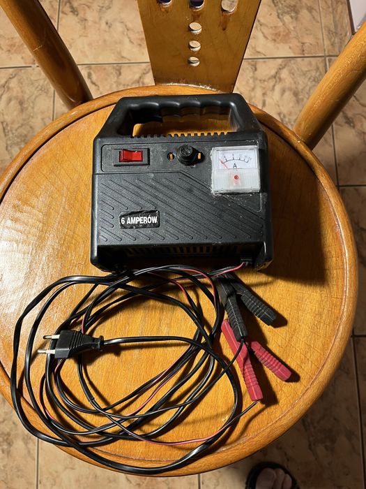 prostownik  6 / 12 Volt ładowanie do 6 A