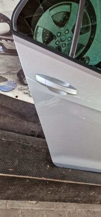 VW GOLF 7 VII 5G Drzwi Tył Tylne Prawe  LA7W HB