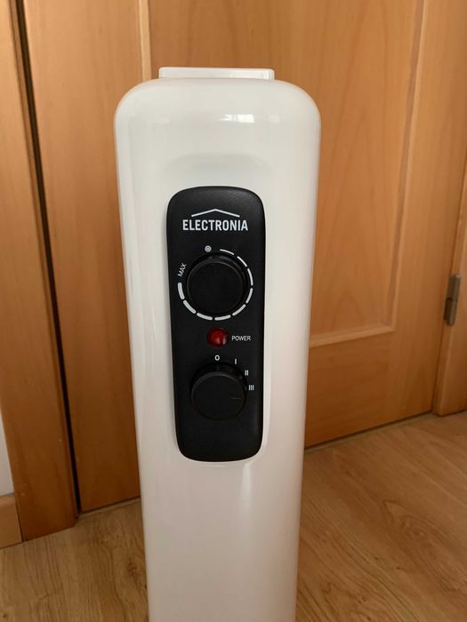 Aquecedor a óleo - na caixa - pouquíssimo uso