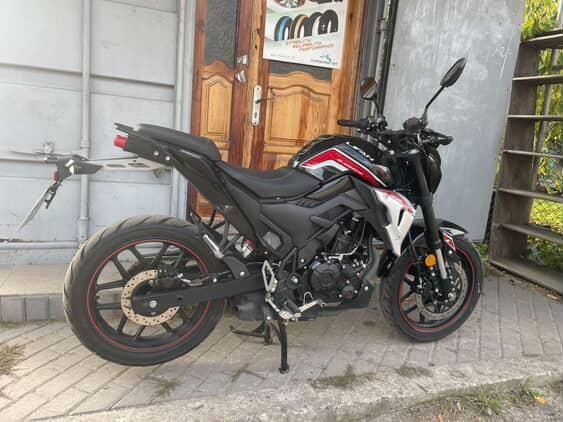 Мотоцикл  lifan sr220