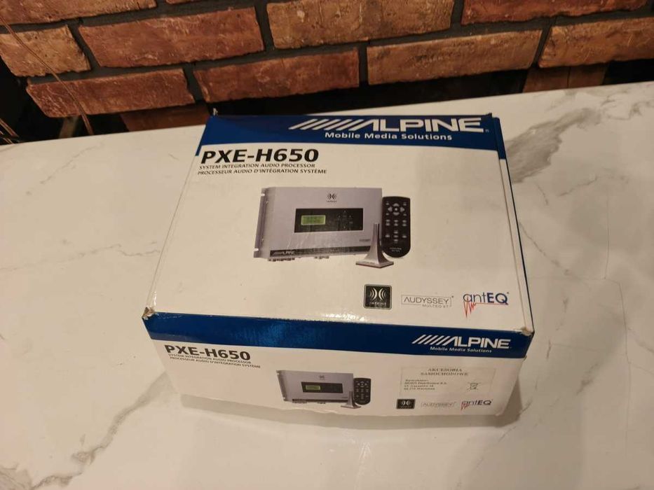 ALPINE PXE-H650 ! Unikatowy proces dźwięku car audio ! Pilot ! Mikrofon.