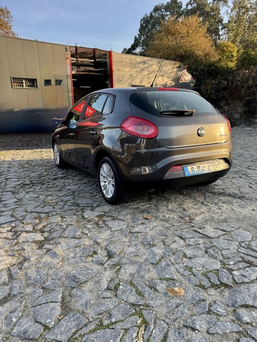 Fiat Bravo 1.6 Multijet - Diesel fiável e econômico