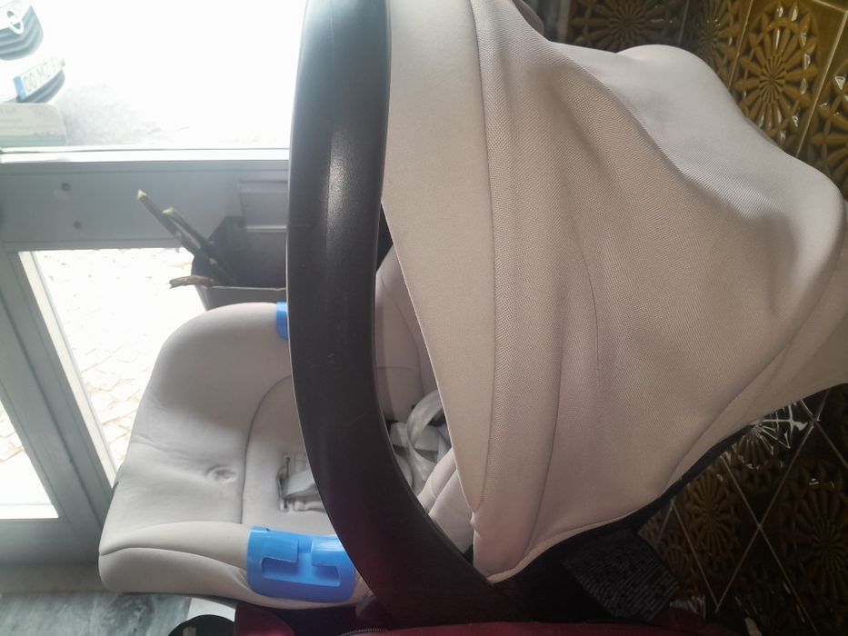 Cadeira AUTO CHICCO estado novo 10€