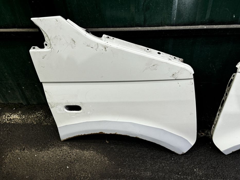 Крила VW T5 Transporter праве /ліве