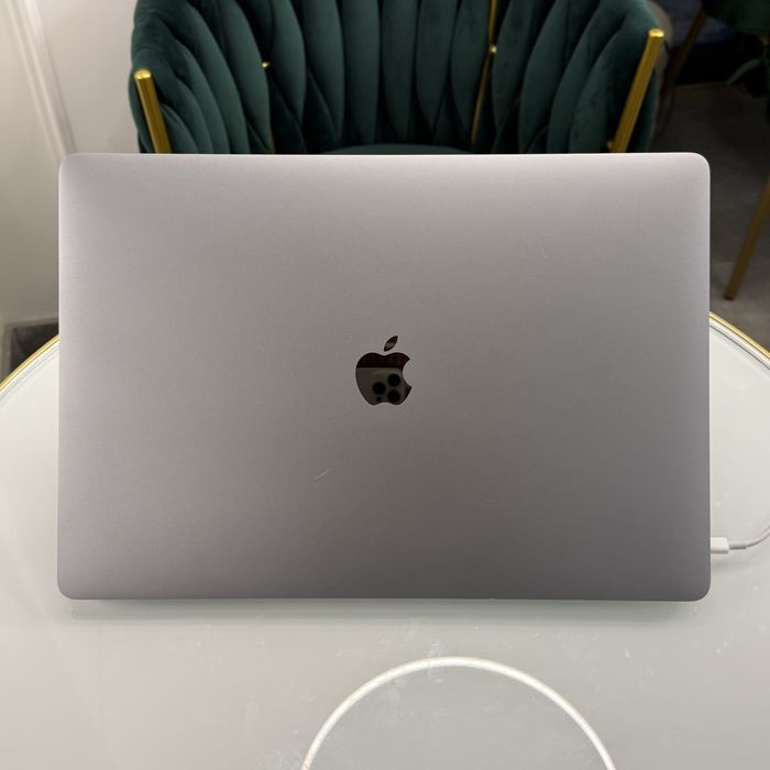 Ноутбук MacBook Pro 16” 2019 i7 16GB 512GB / 4GB • СТАН 9/10 • 85753