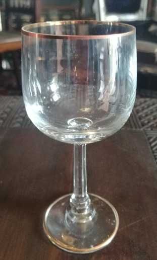 Serviço copos de cristal completo, sem uso (ainda em caixas)