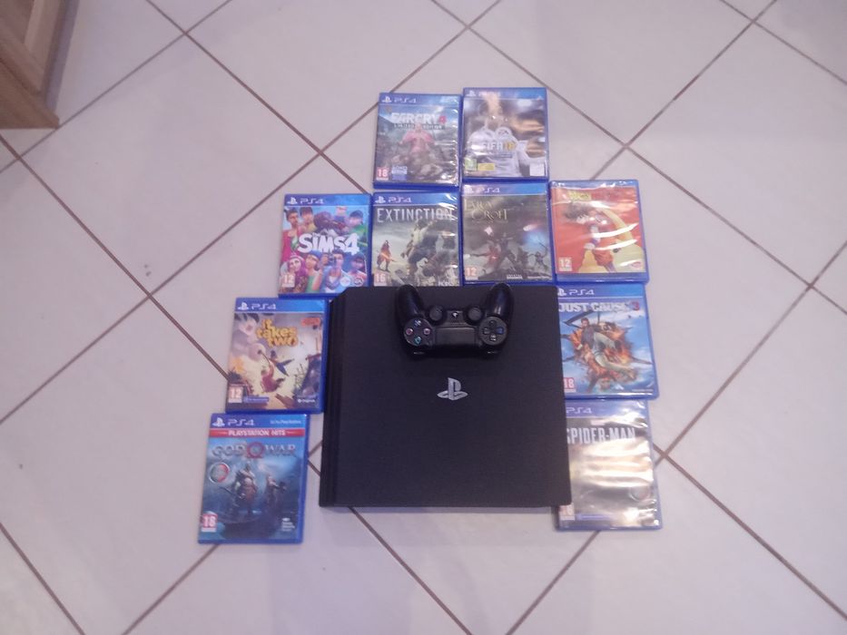 Ps4 Pro com 1 comando e 9 jogos
