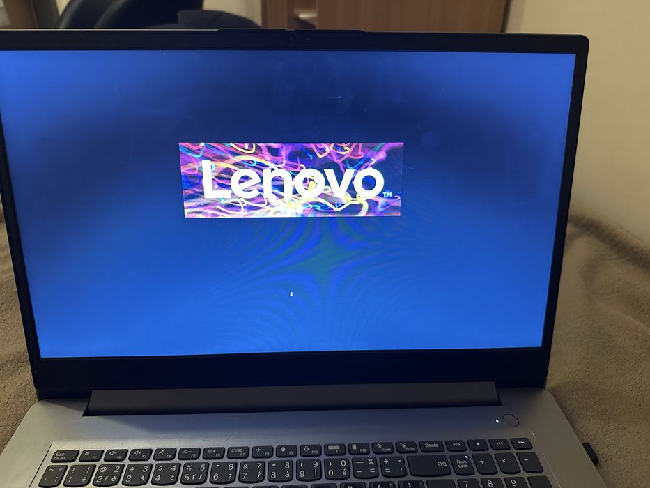 Lenovo ideapad 1