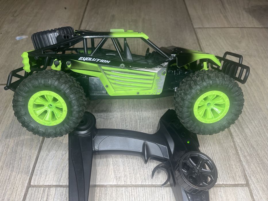 Auto zdalnie sterowane terenowe