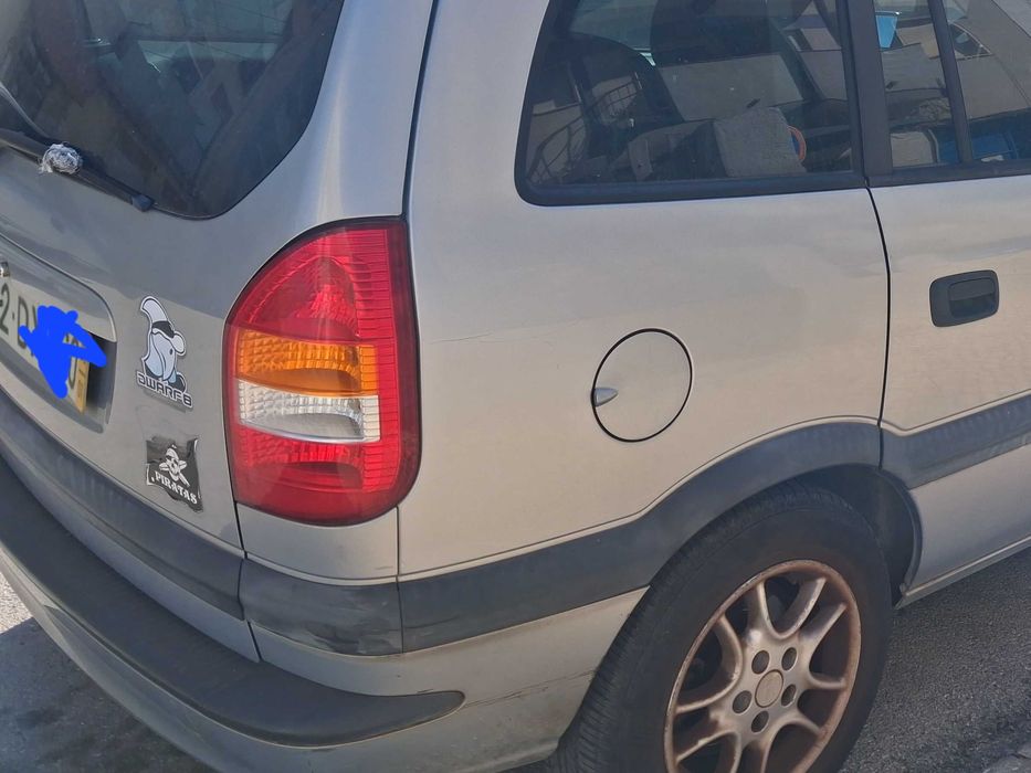 Opel Zafira 1.8 Gasolina (2003) - 7 Lugares (Avariado - Junta da Cabeça)