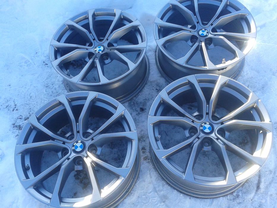Oryginalne r17 felgi szare mielec jak nowe bmw g20 g21 g30 g31 f40 7,5 ...