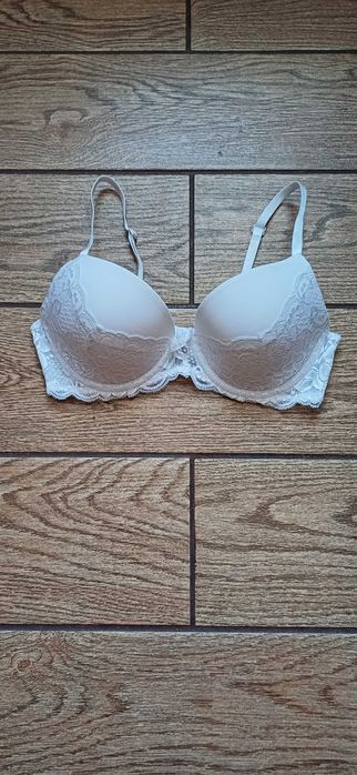 Biały biustonosz Flame r. 75 B