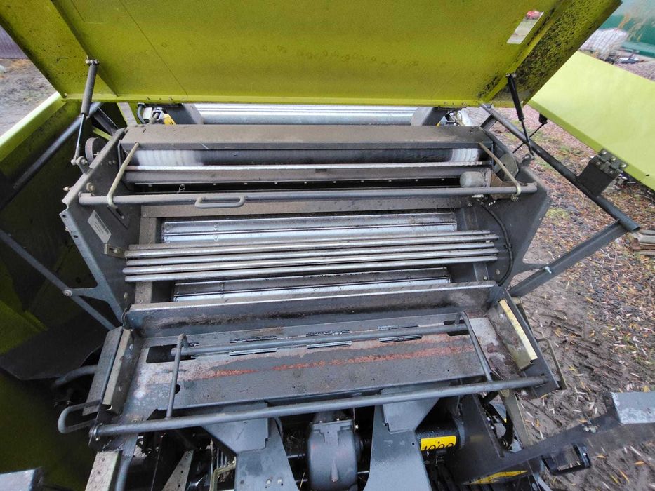 Claas rollant 355 RC