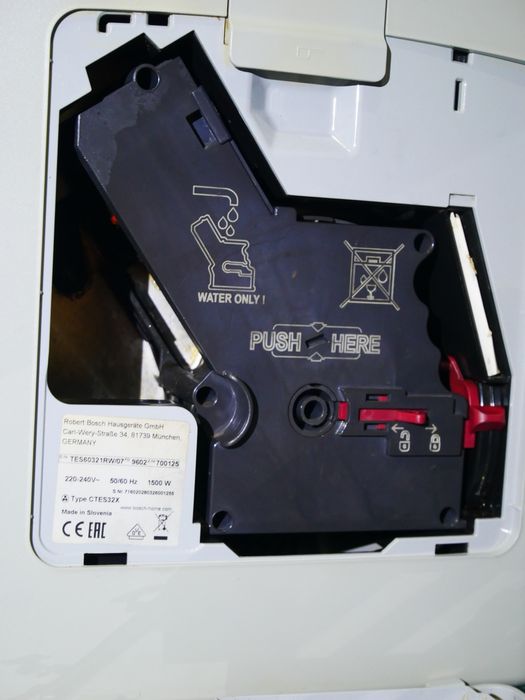 Кофемашина BOSCH  VeroAroma TES 60321 RW