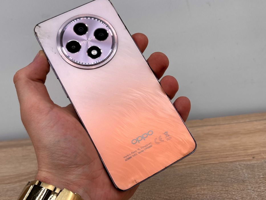 Smartfon Oppo Reno12 FS - 8/512gb - OPIS okazja