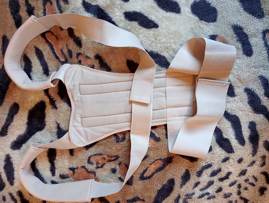 Nowy korektor postawy pajączek rozm M