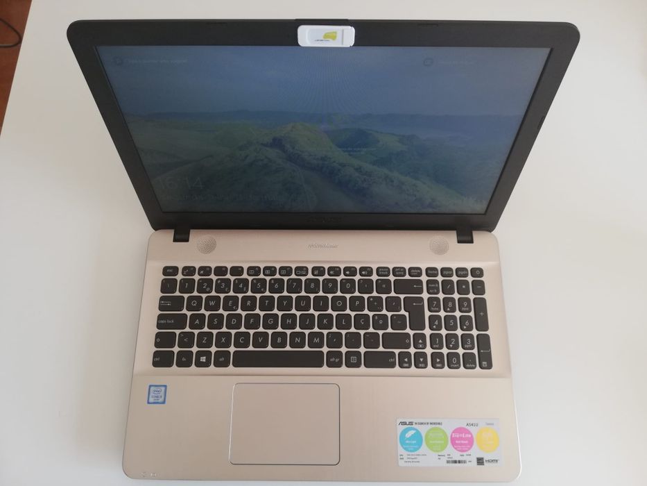 ASUS Computer (Like New)64284589635714120