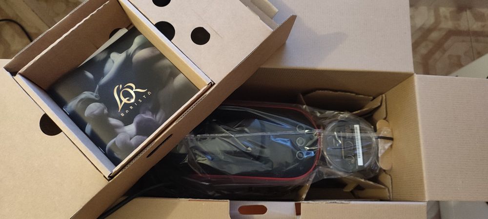 Кавоварка Philips L'OR Barista Sublime Rossa капсульна