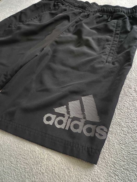 Męskie spodenki/szorty treningowe Adidas HF7201 - rozmiar S, czarne
