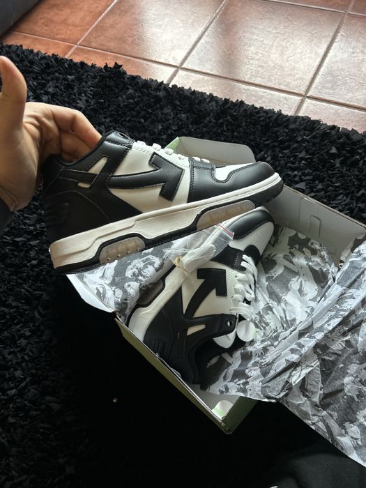 Out of Office Black White