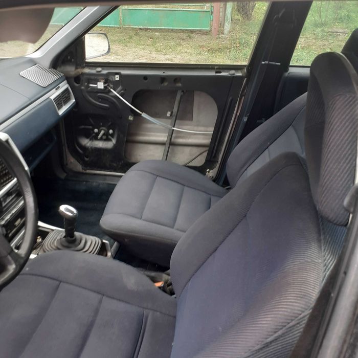 audi 100 c3 1.8 бензин