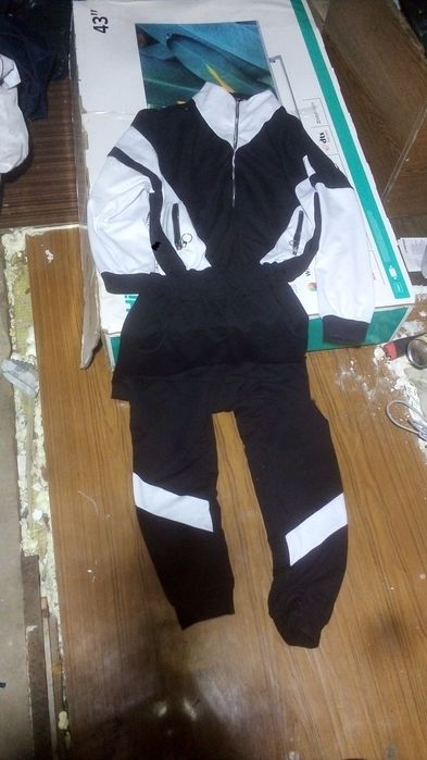 Продам женскую одежду