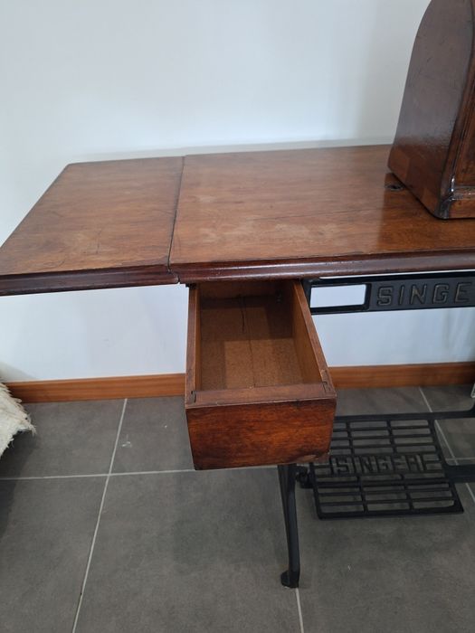 Vendo Máquina costura Singer para decoração