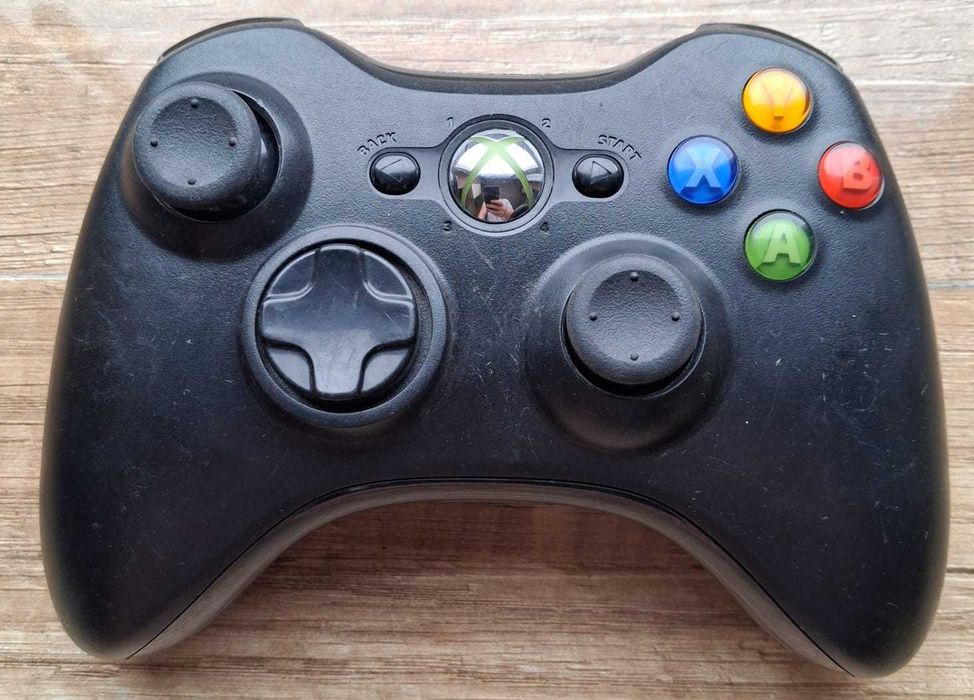 Pad kontroler X-box 360 nr2 DO NAPRAWY