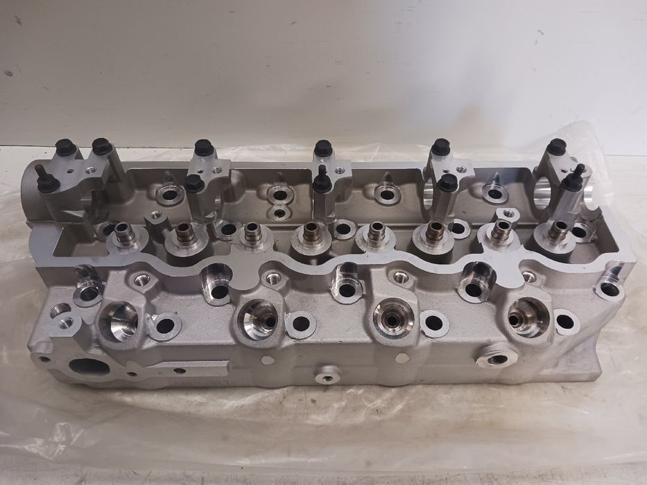 Colaça / cabeça do motor HYUNDAI H-1 (A1)