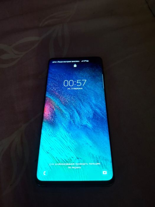 Samsung S10+ продаеться