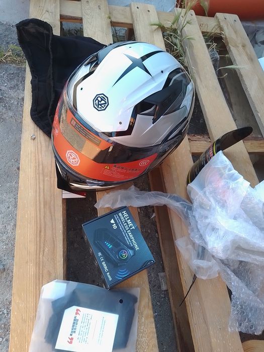Zestaw z interkomem L