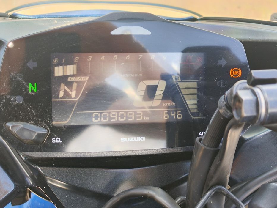 Продам Suzuki GXR 250