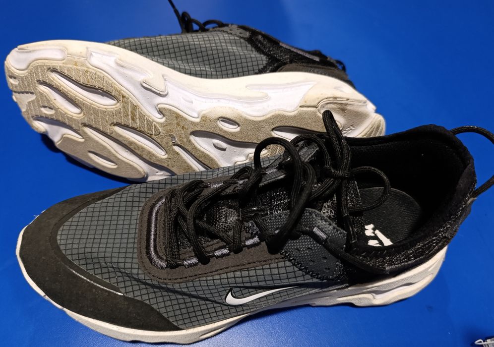 Sapatilha Nike, tamanho 42