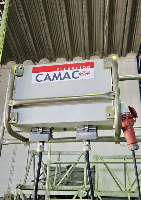 Plataforma elevatória CAMAC.64281067200001122