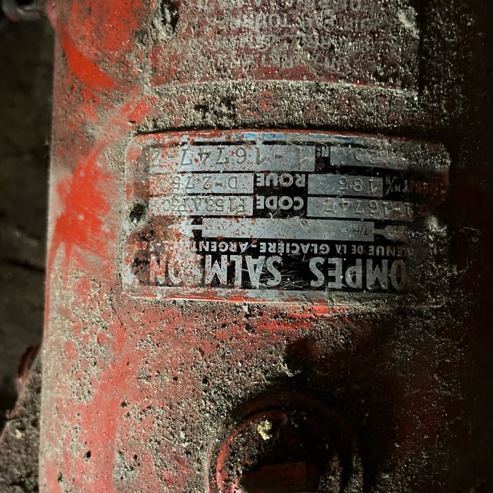 Bomba de agua grande