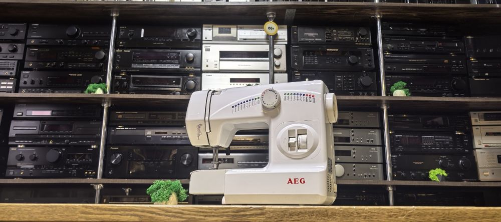 Швейна машинка AEG 11210