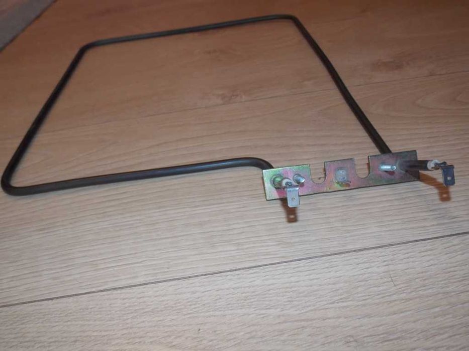 Grzałka piekarnika Amica górna od gięta  900W zewnętrzna "60"