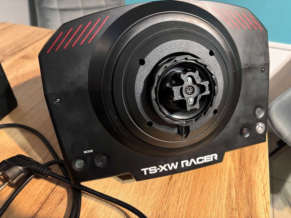 Sprzedam bazę Thrustmaster Ts-xw