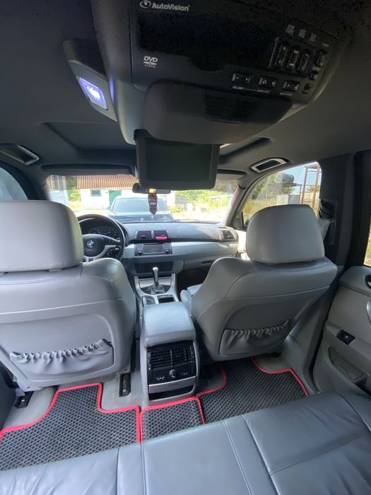 Продам BMW X5 e53
