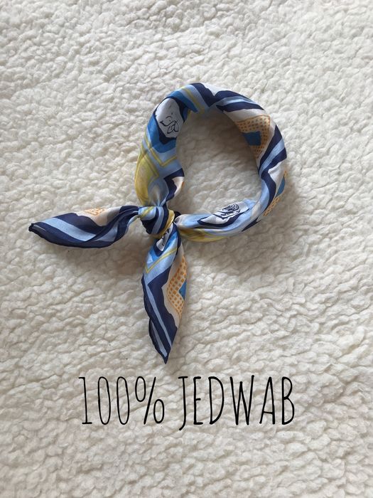 Niebieska jedwabna apaszka, elegancka chusta we wzory retro vintage