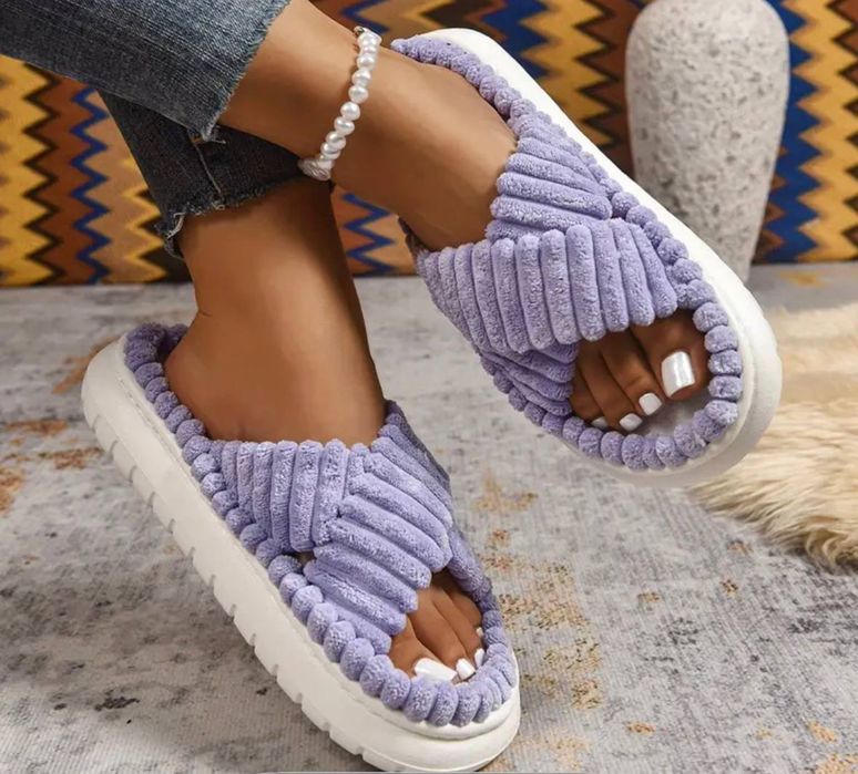 Капці жіночі тапки