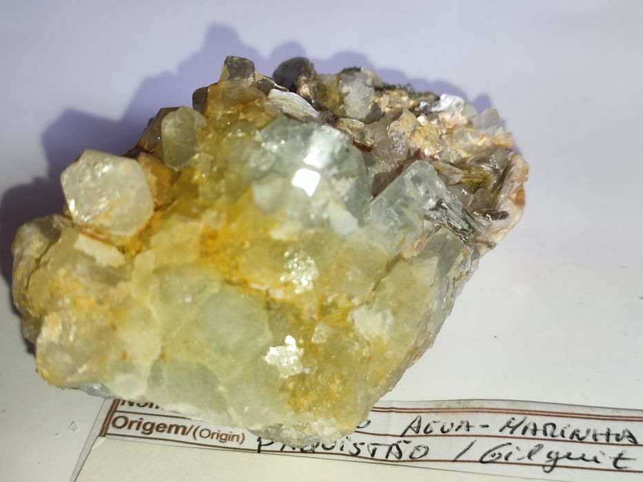 Minerais de coleção Berilo var. Água Marinha