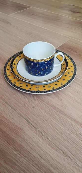 Filiżanka ze spodkiem i talerzyk