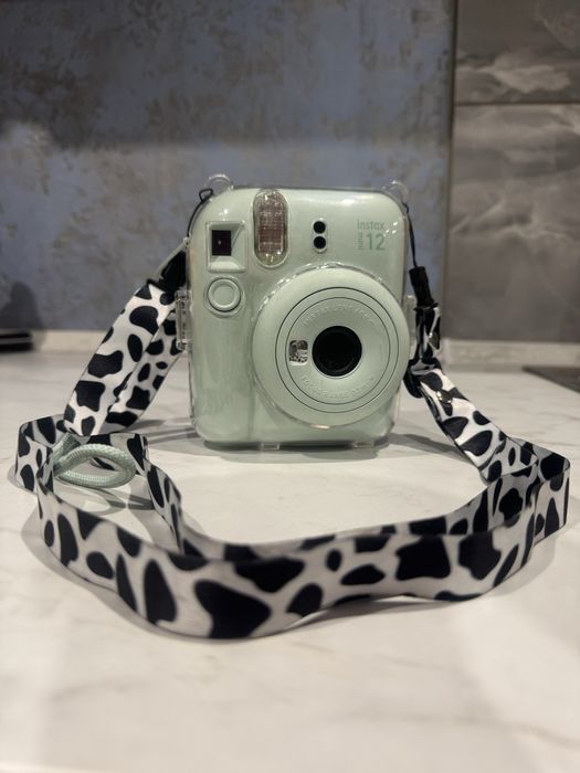 Фотокамера миттєвого друку Instax mini 12 + прозорий чохол