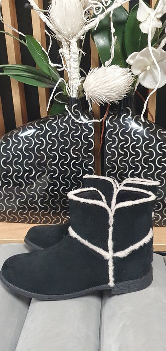 Buty ze skóry UGG rozmiar 36 Nowy bez metki