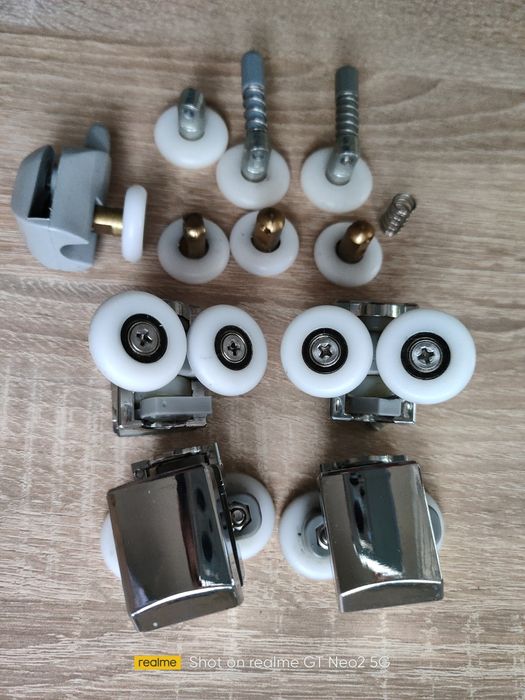 Rolki górne i dolne do kabiny prysznicowej