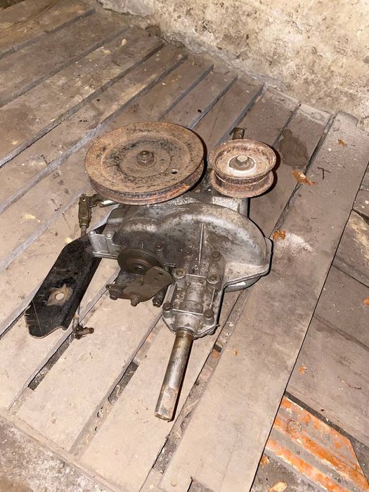 Коробка передач на трактор газонокосарку