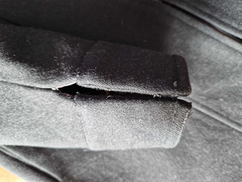 Płaszcz retro taki jak gotycki czarny 34 na 146cm wzrostu Divided H&M