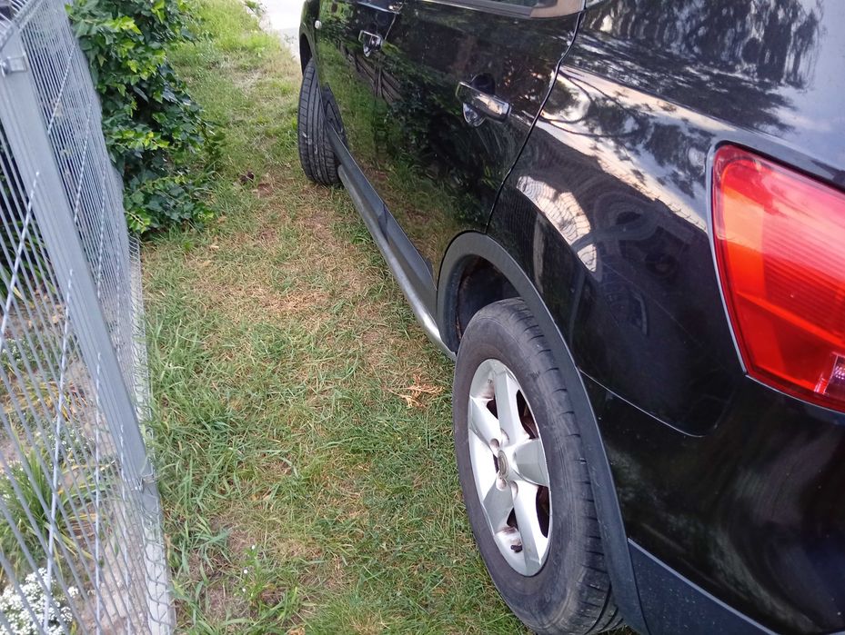 samochody osobowe nissan QASHQAI