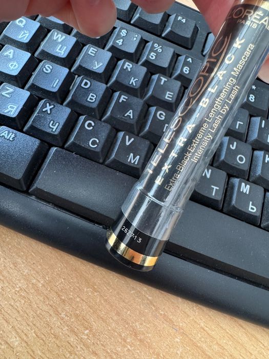 Туш для вій L'Oreal Paris Telescopic Carbon Extra Black Mascara